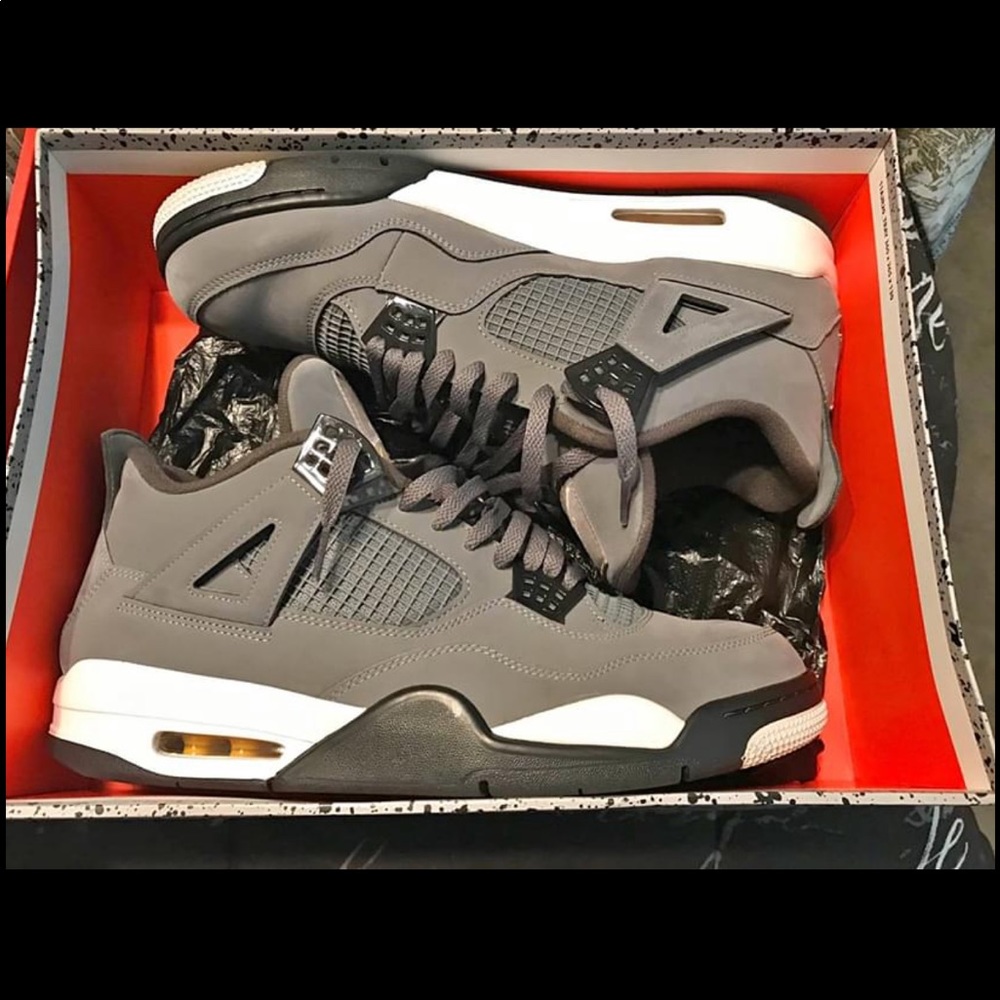 Jordan 4’s